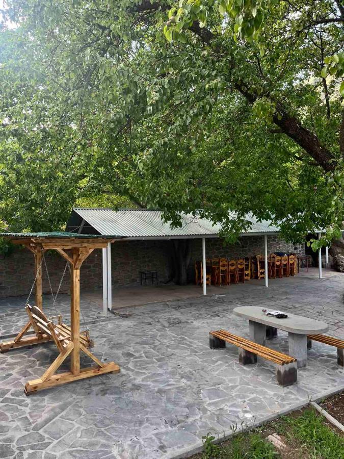 Hotel Halidzor Екстериор снимка