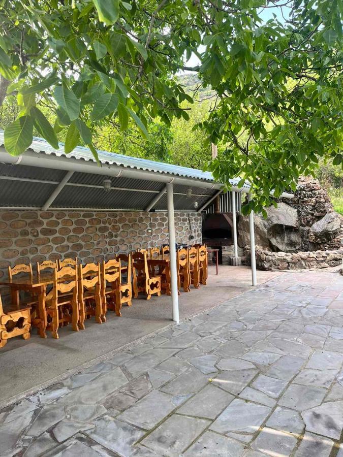 Hotel Halidzor Екстериор снимка